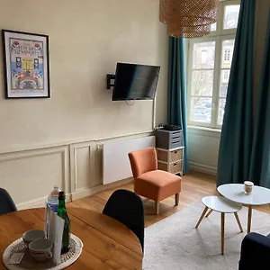  Apartment L'aparthe - Vue Sur La Place Du Marche